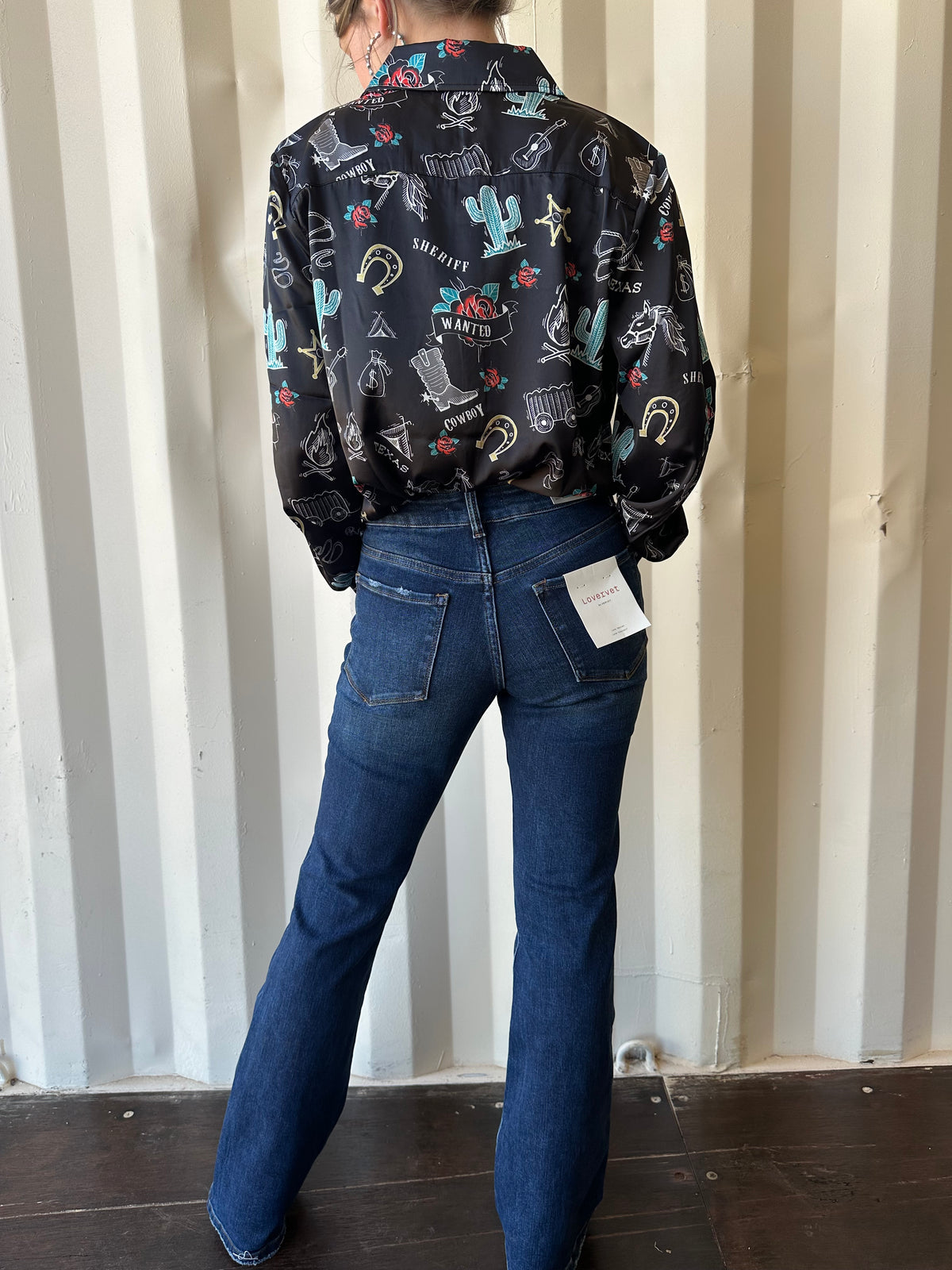 MID RISE RELAXED BOOTCUT JEANS
